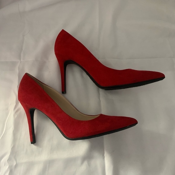 NWOT Nine West Classes Red Suede Pumps - Picture 6 of 8